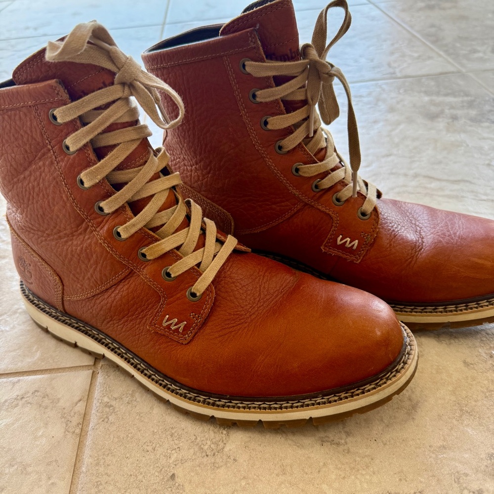 Timberland Men’s Britton Hill Plain Leather Boots